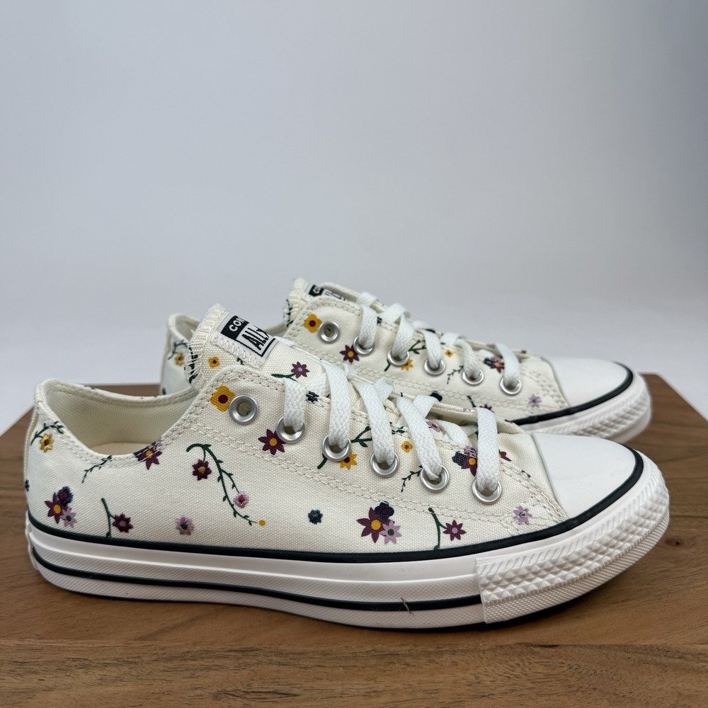 New NIB Womens Converse CTAS OX Egret Sporty Berry Low Sneakers Shoes Size 8 M